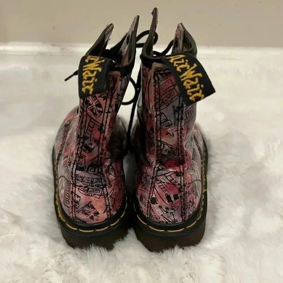 Super Rare Dr Martens Vintage 90's London Scene Allover Print - Picture 7 of 9